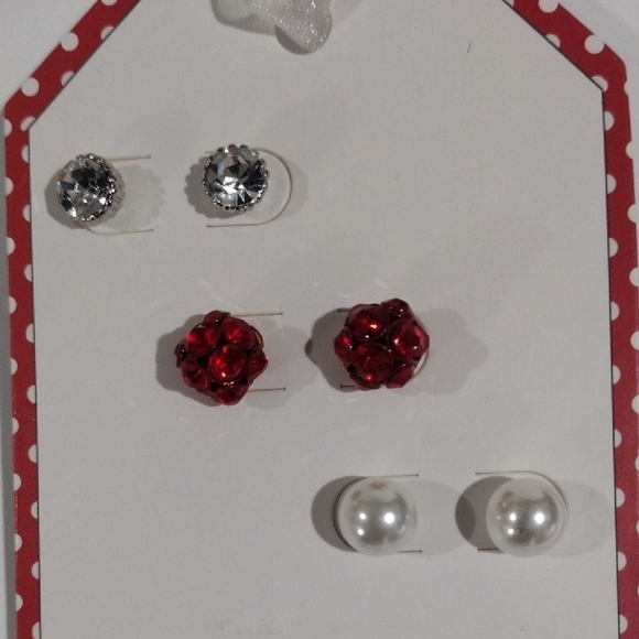 Crystal Pearl Ball Red and Silver Stud Earrings Earrings Set - Women's Fashion - Picture 3 of 8